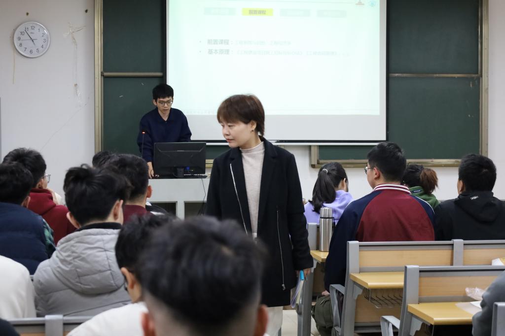 免费观看已满十八岁电视剧动漫版