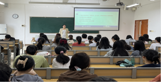 免费观看已满十八岁电视剧动漫版