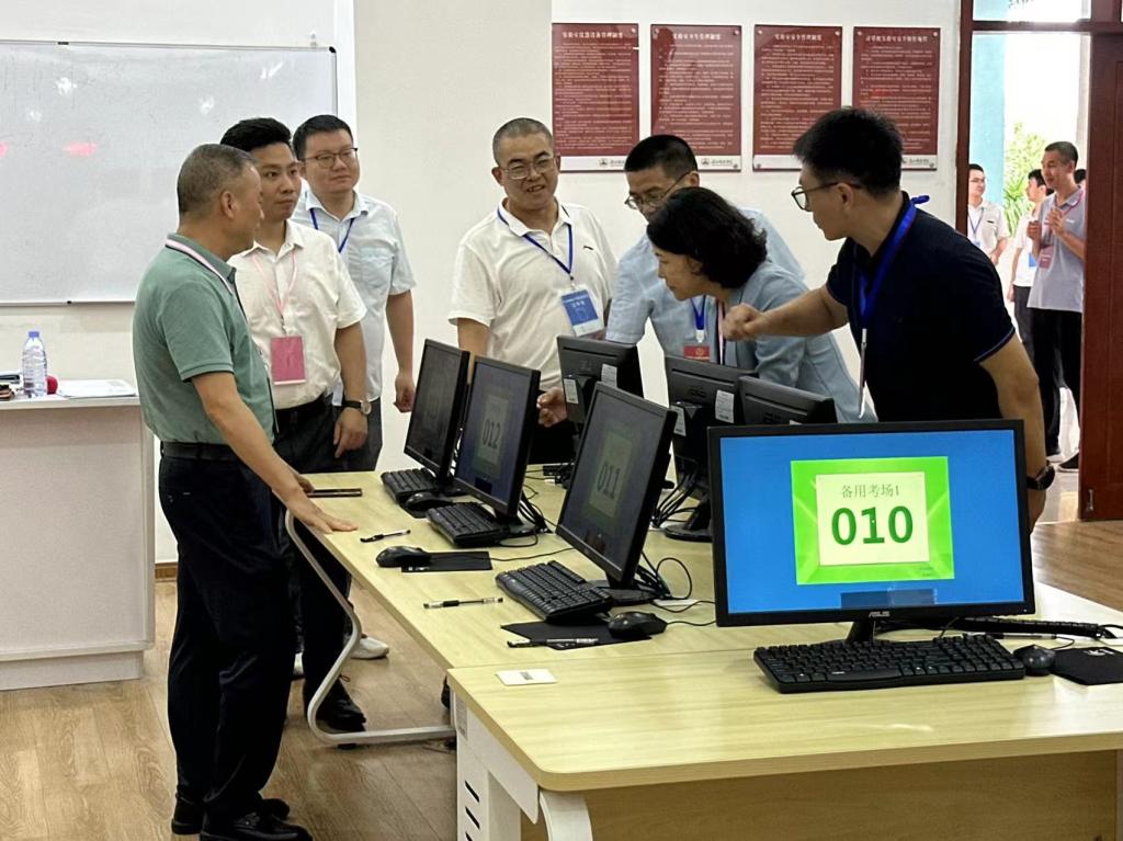 免费观看已满十八岁电视剧动漫版