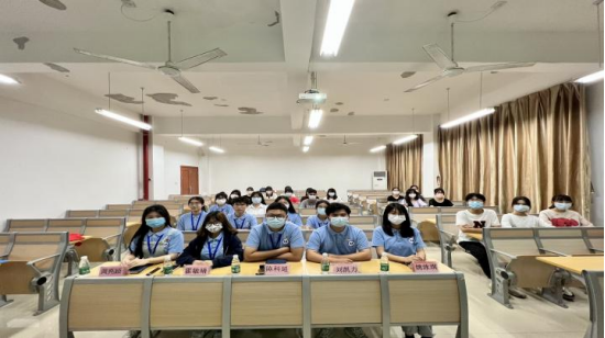 免费观看已满十八岁电视剧动漫版