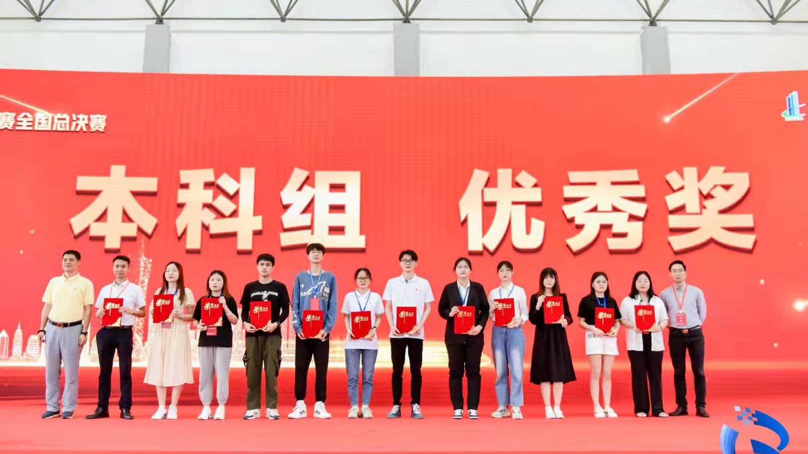 免费观看已满十八岁电视剧动漫版