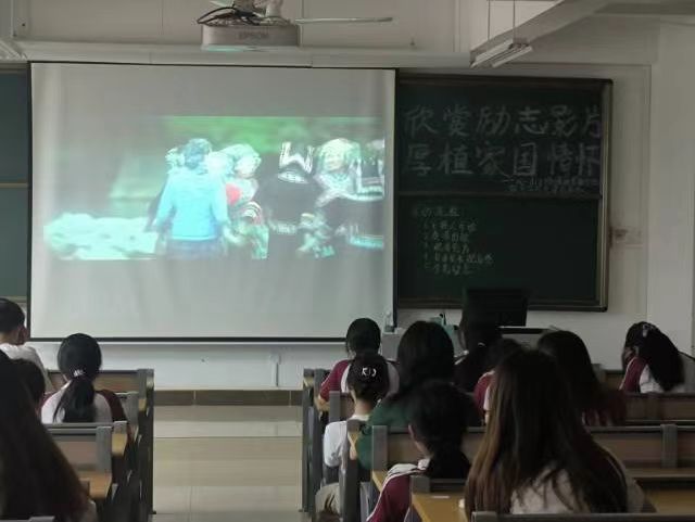 免费观看已满十八岁电视剧动漫版