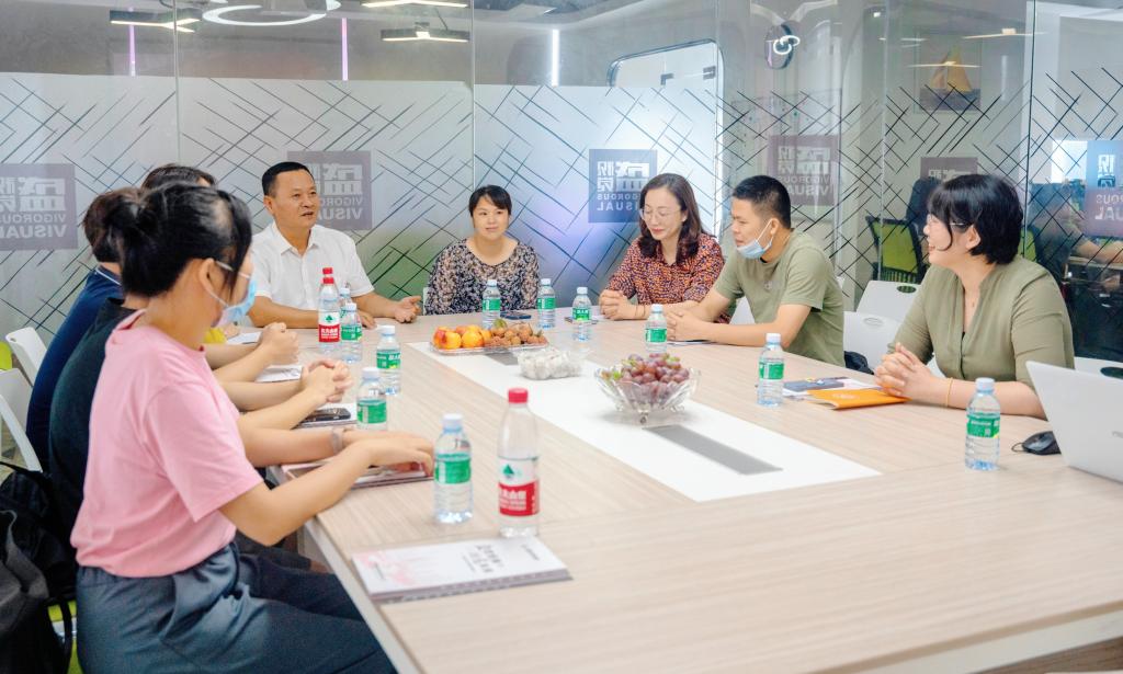 免费观看已满十八岁电视剧动漫版