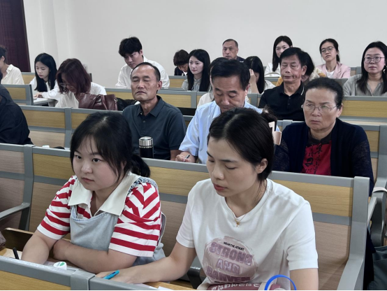 免费观看已满十八岁电视剧动漫版