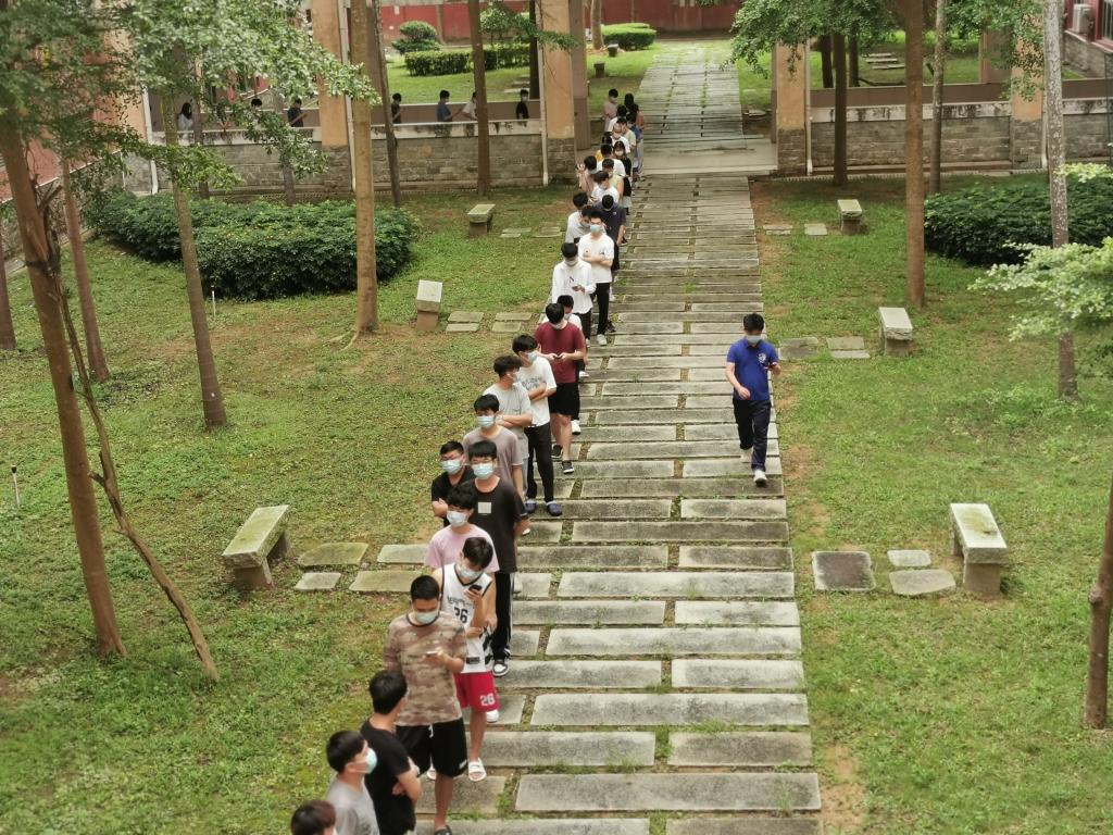 免费观看已满十八岁电视剧动漫版