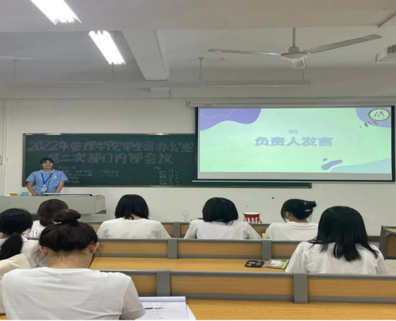 免费观看已满十八岁电视剧动漫版