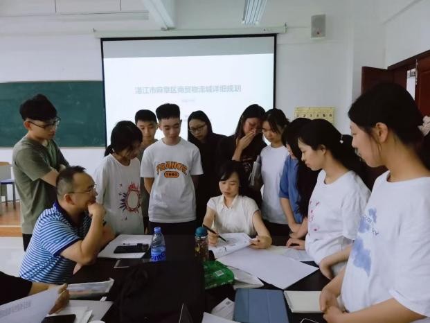 免费观看已满十八岁电视剧动漫版