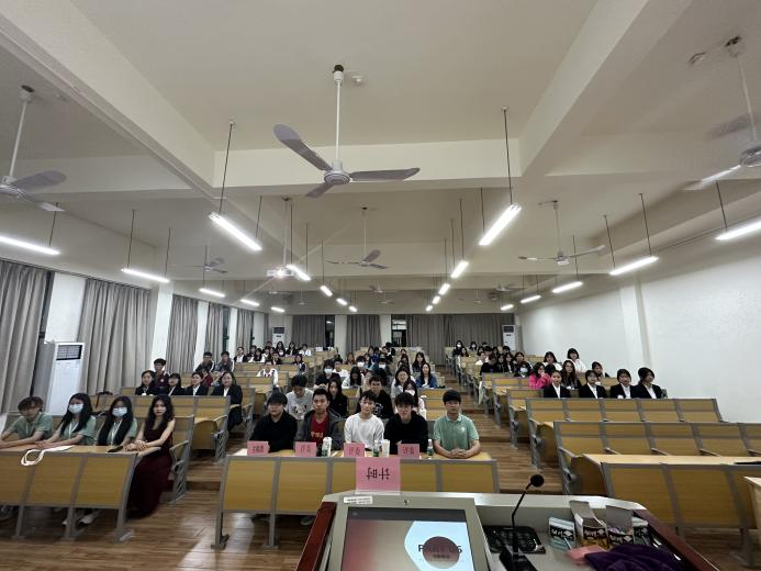 免费观看已满十八岁电视剧动漫版