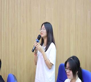 学生发言1 学生发言1