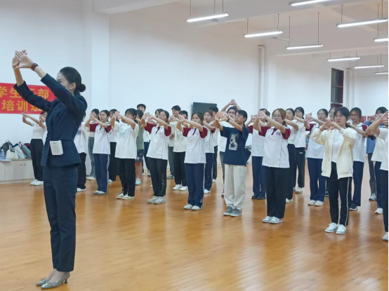 免费观看已满十八岁电视剧动漫版