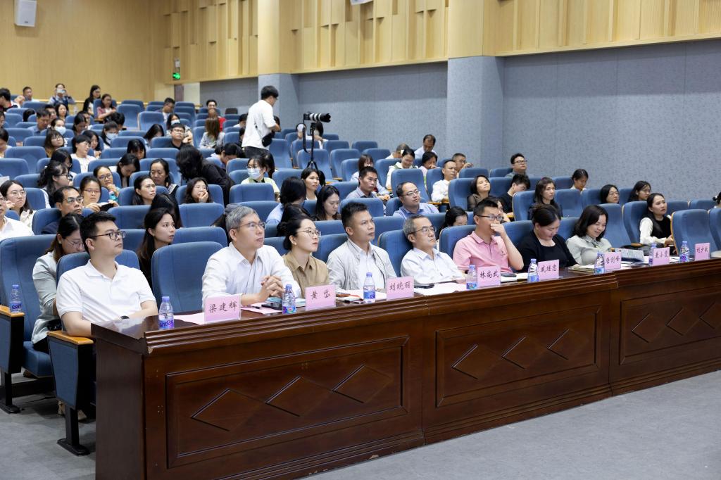 免费观看已满十八岁电视剧动漫版