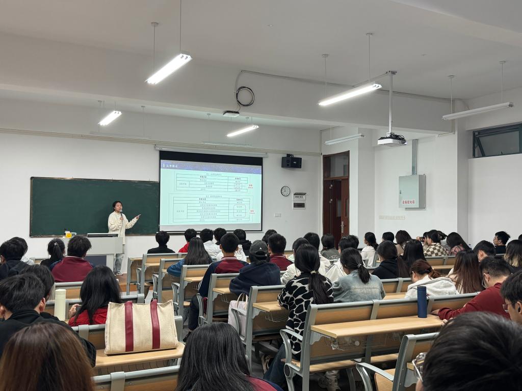 免费观看已满十八岁电视剧动漫版