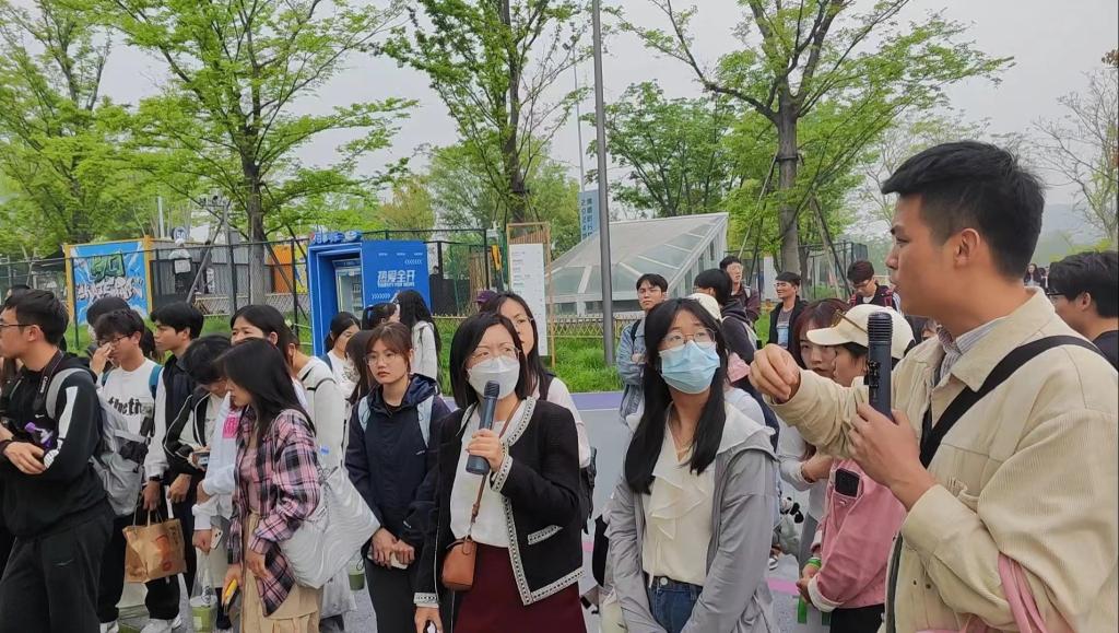免费观看已满十八岁电视剧动漫版