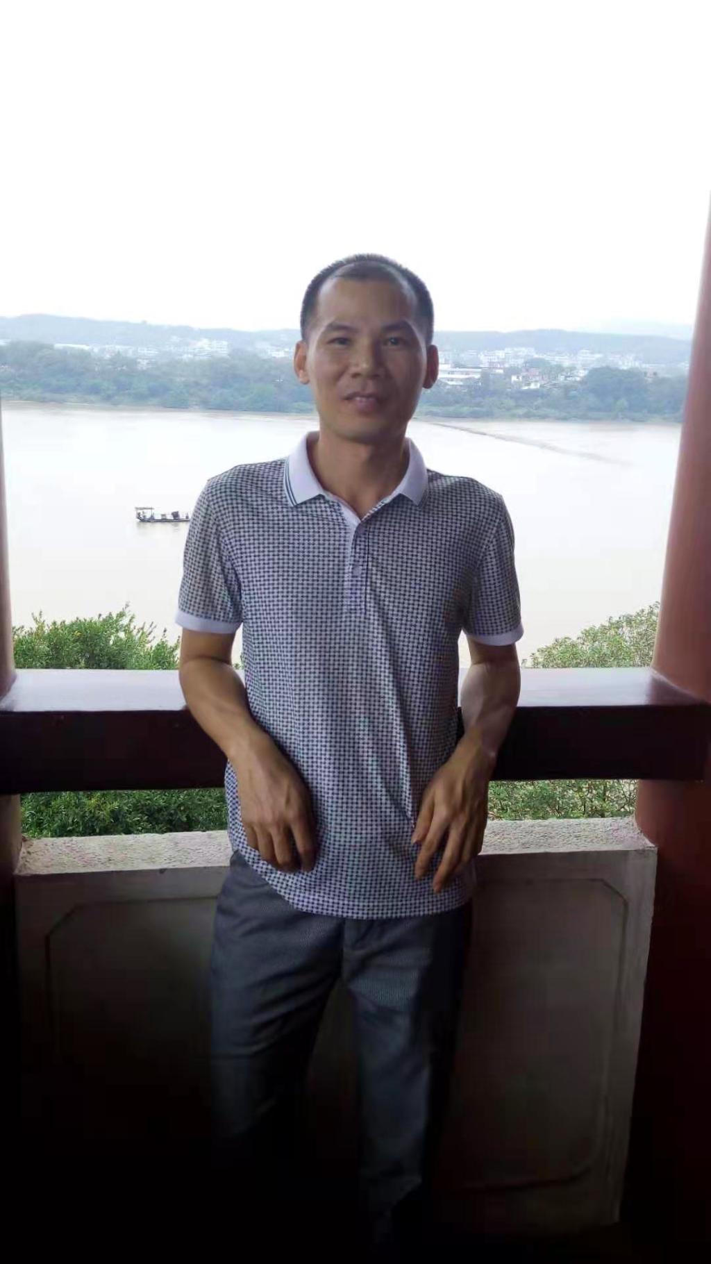 免费观看已满十八岁电视剧动漫版