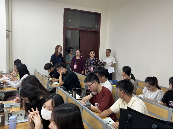 免费观看已满十八岁电视剧动漫版