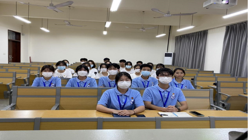 免费观看已满十八岁电视剧动漫版