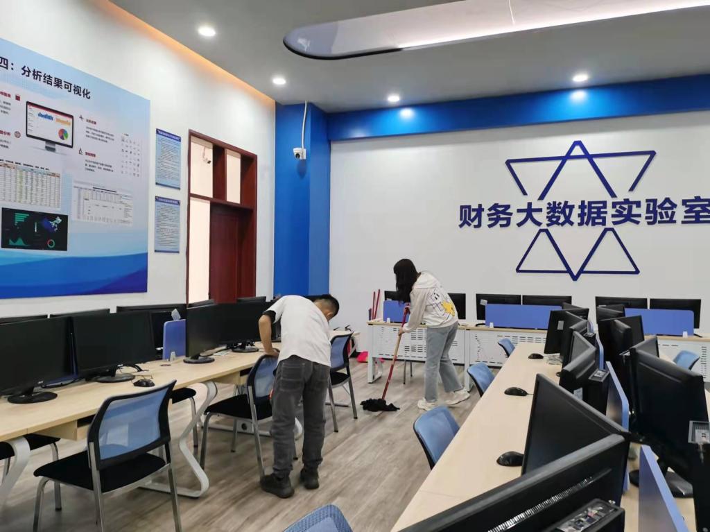 免费观看已满十八岁电视剧动漫版