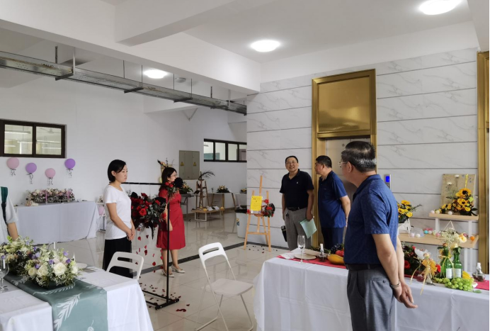 免费观看已满十八岁电视剧动漫版