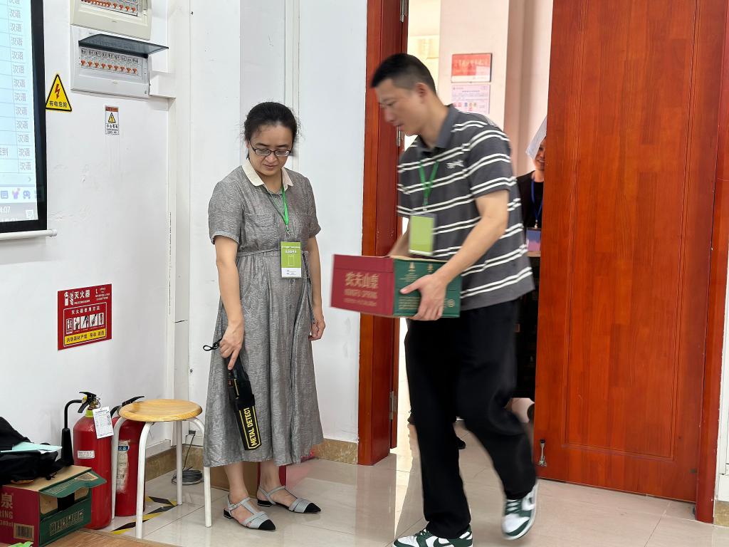 免费观看已满十八岁电视剧动漫版