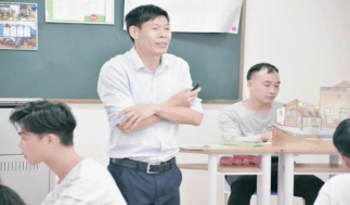 免费观看已满十八岁电视剧动漫版