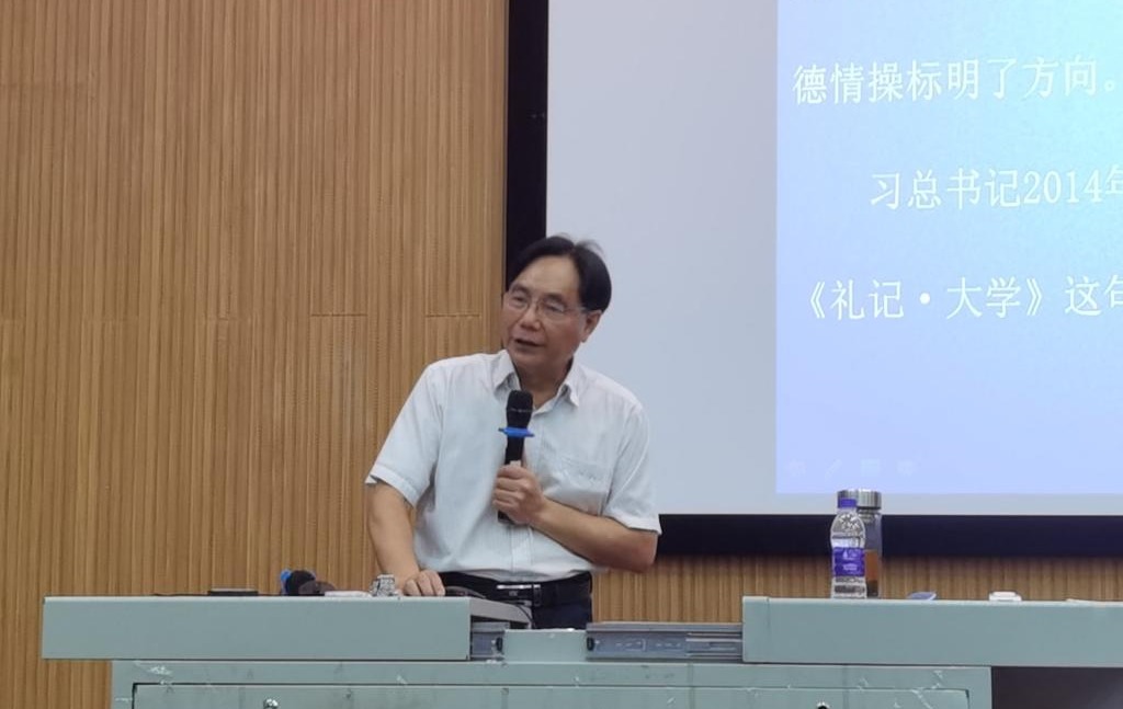 免费观看已满十八岁电视剧动漫版