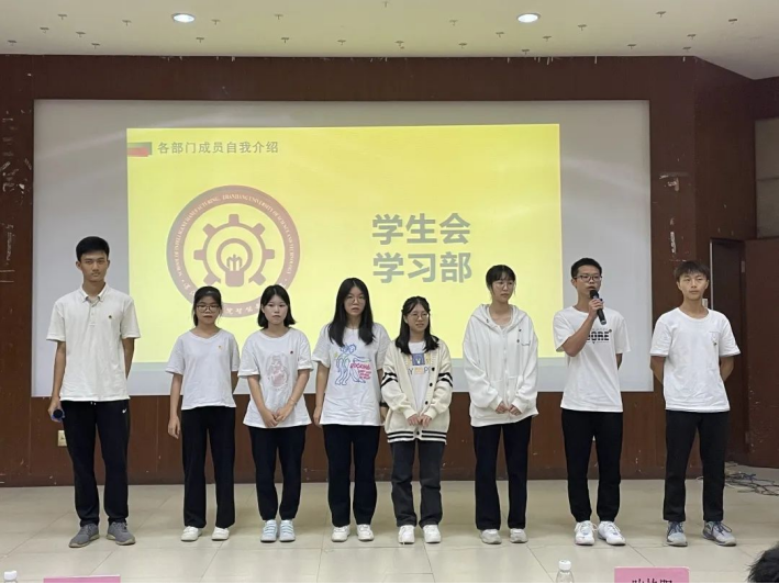 免费观看已满十八岁电视剧动漫版