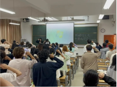 免费观看已满十八岁电视剧动漫版