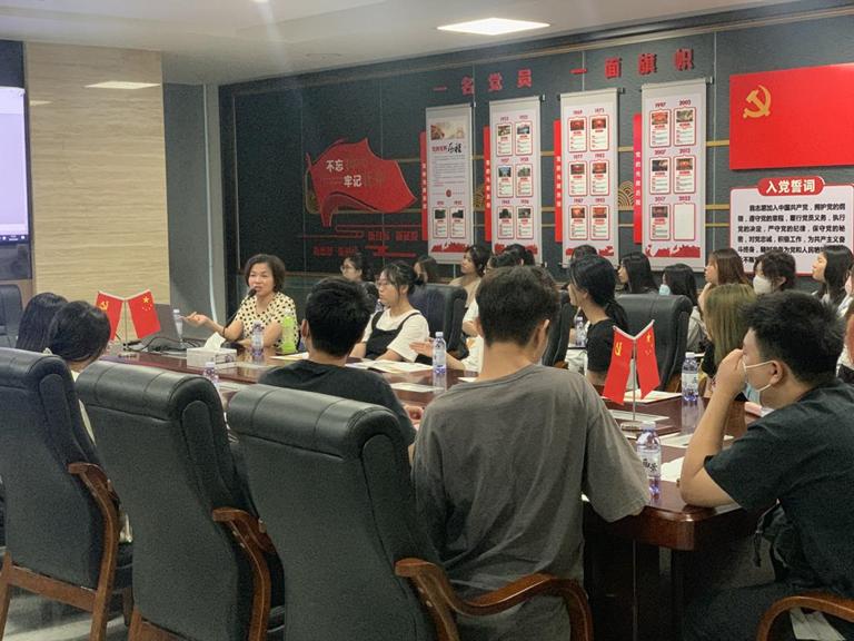 免费观看已满十八岁电视剧动漫版