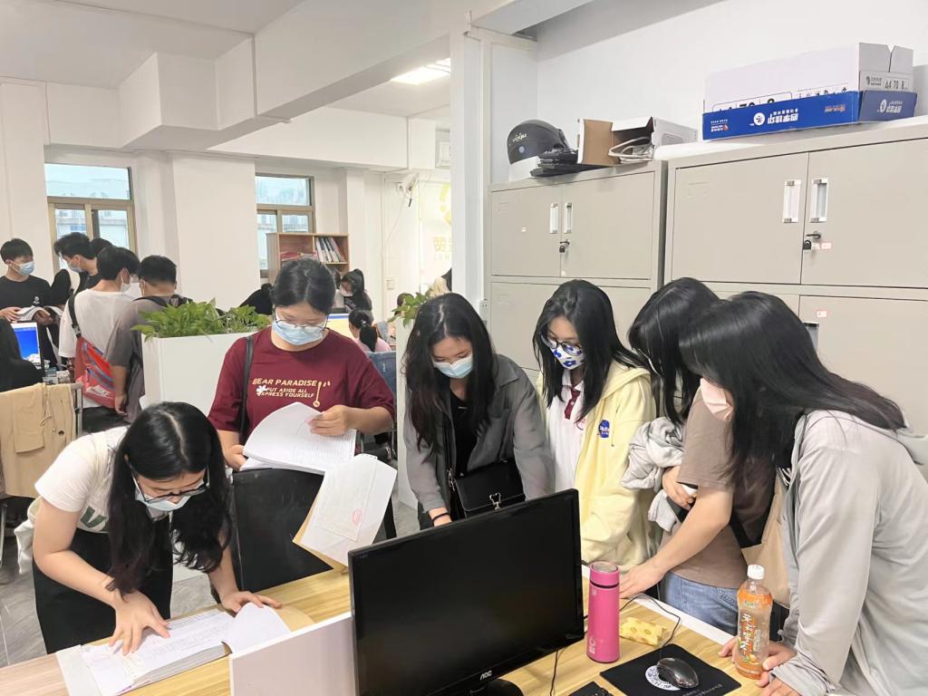 免费观看已满十八岁电视剧动漫版