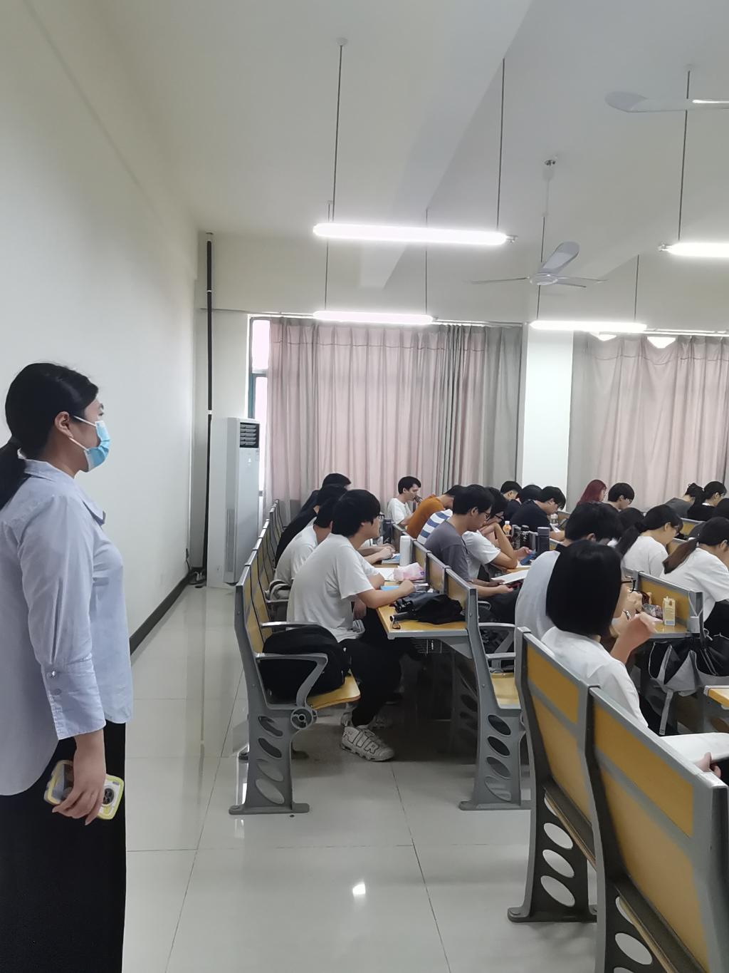 免费观看已满十八岁电视剧动漫版