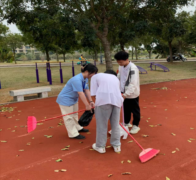 免费观看已满十八岁电视剧动漫版