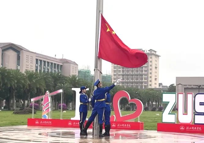 免费观看已满十八岁电视剧动漫版