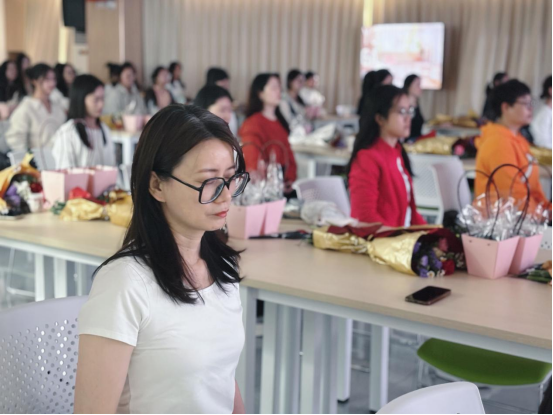 免费观看已满十八岁电视剧动漫版