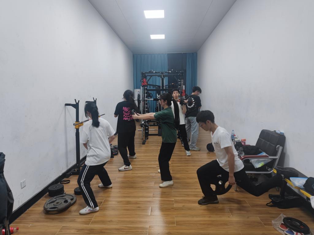 免费观看已满十八岁电视剧动漫版