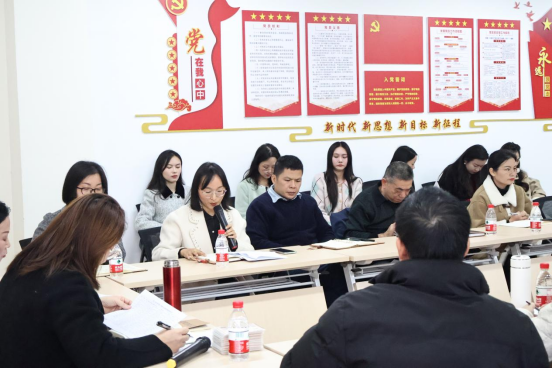 免费观看已满十八岁电视剧动漫版