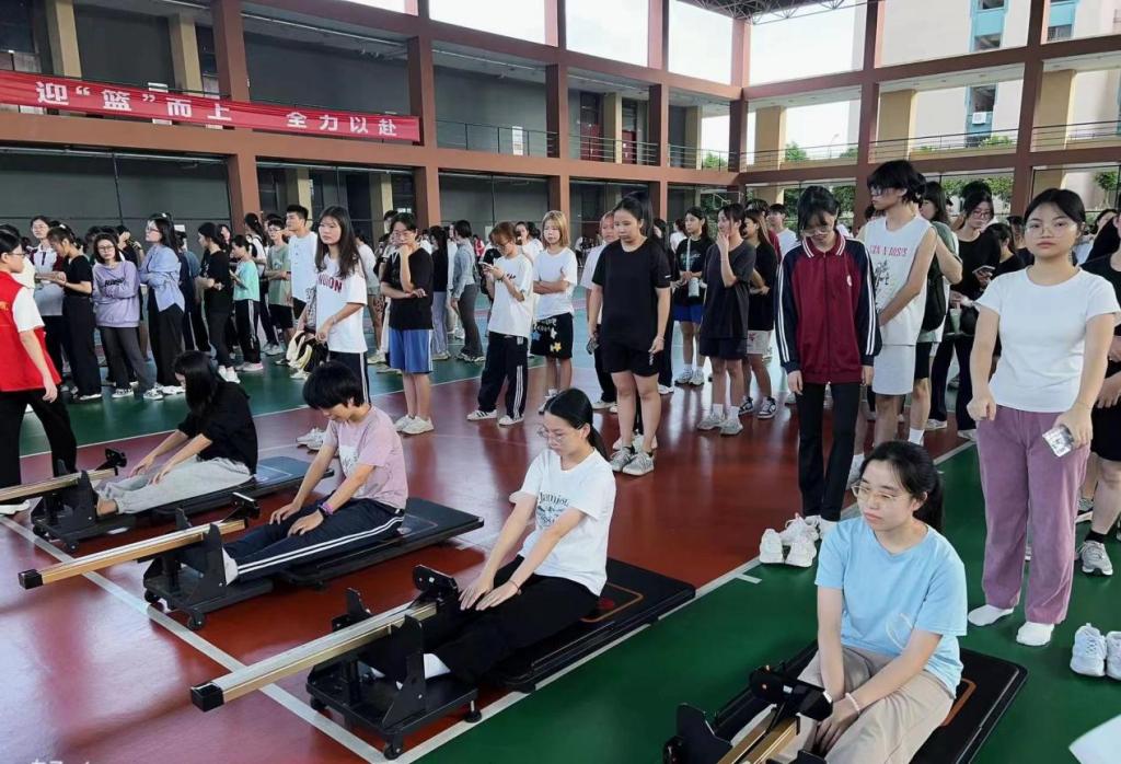 免费观看已满十八岁电视剧动漫版
