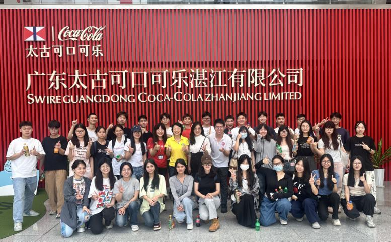 免费观看已满十八岁电视剧动漫版