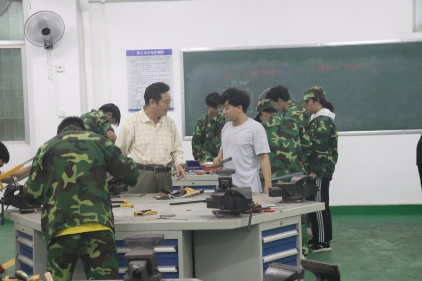 免费观看已满十八岁电视剧动漫版