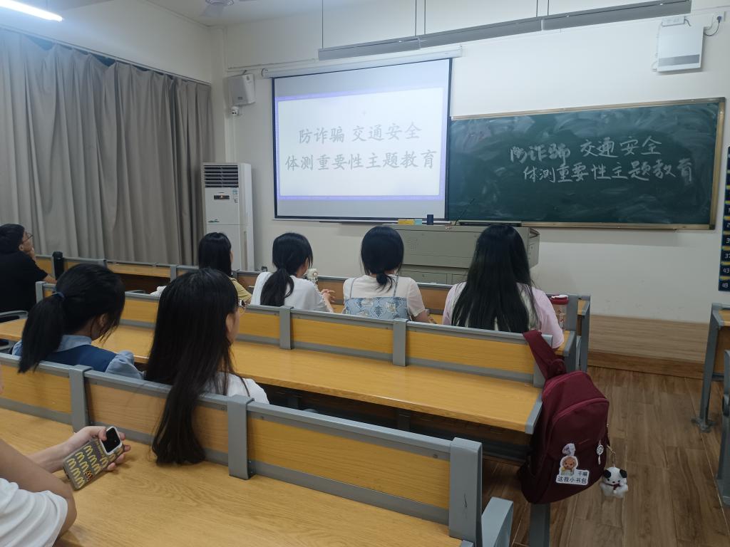 免费观看已满十八岁电视剧动漫版