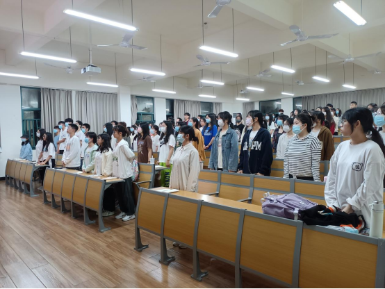 免费观看已满十八岁电视剧动漫版