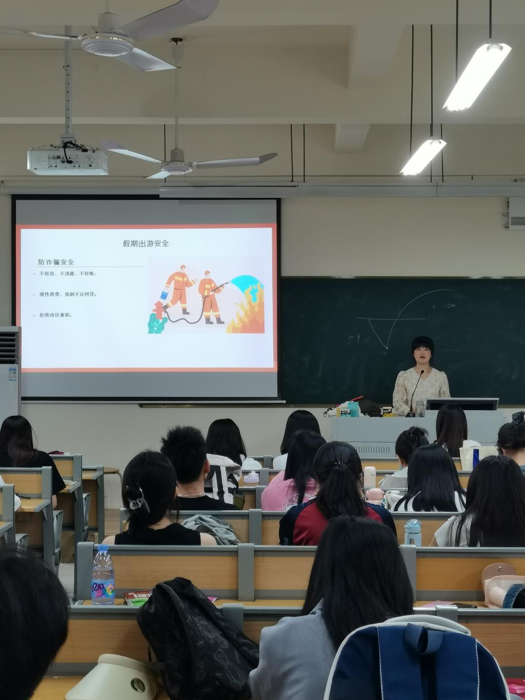 免费观看已满十八岁电视剧动漫版