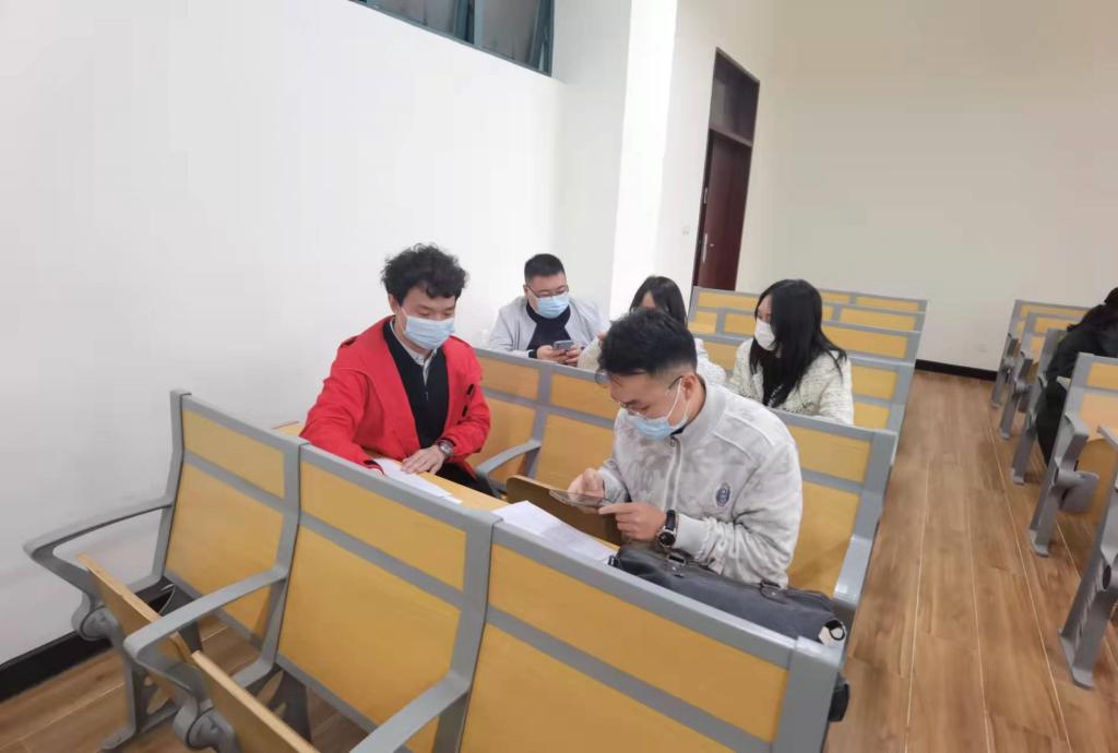 免费观看已满十八岁电视剧动漫版