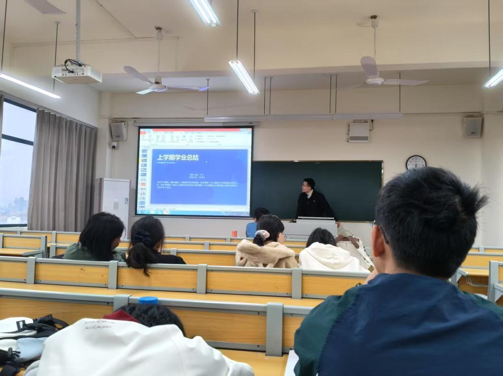 免费观看已满十八岁电视剧动漫版
