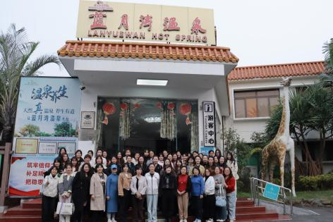 免费观看已满十八岁电视剧动漫版