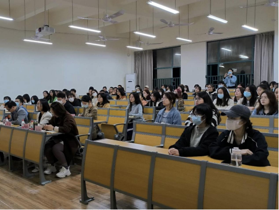 免费观看已满十八岁电视剧动漫版