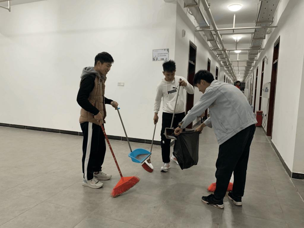 免费观看已满十八岁电视剧动漫版