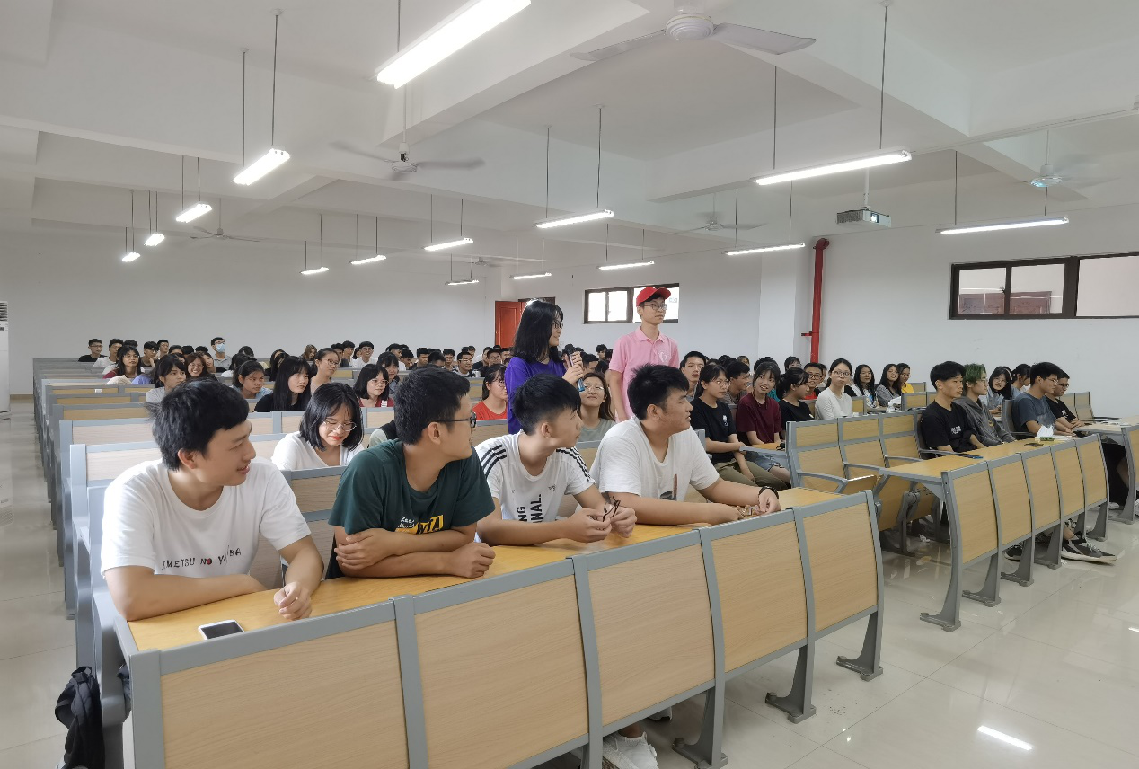 免费观看已满十八岁电视剧动漫版