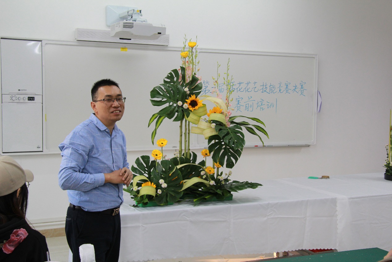 免费观看已满十八岁电视剧动漫版