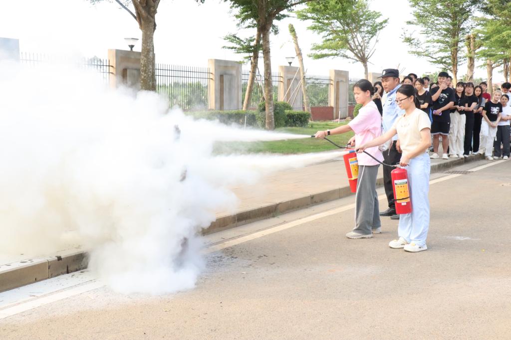 免费观看已满十八岁电视剧动漫版
