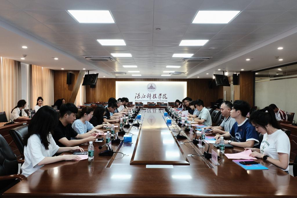 免费观看已满十八岁电视剧动漫版